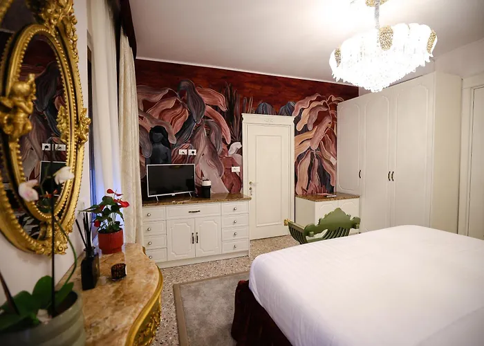 Marin & Kristi 아파트 베니스