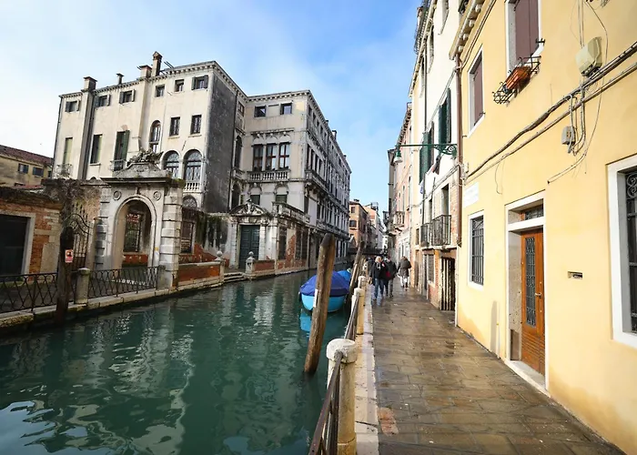 아파트 Marin & Kristi 베니스